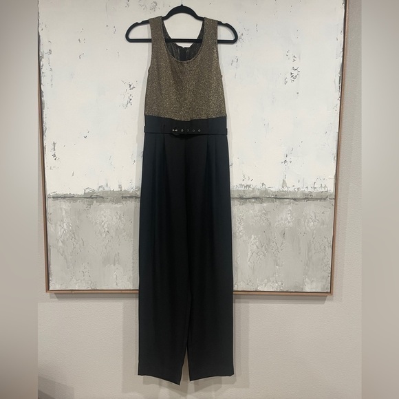 BLACK and Gold Jumpsuit holiday - Picture 1 of 5